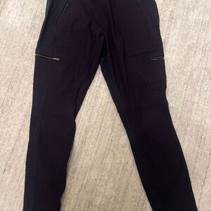Athleta hybrid cargo leggings